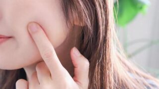 🎀美容鍼で叶える！たるみの原因とリフトアップ...