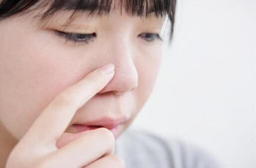 いちご鼻・ザラザラ肌のみなさま必見！毛穴の詰まりと黒ずみの原因。肌に優しい毛穴洗浄でレスケアを！