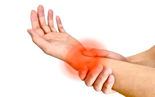手首・指に多い不調！腱鞘炎の原因・症状と鍼灸・セルフケア徹底ガイド